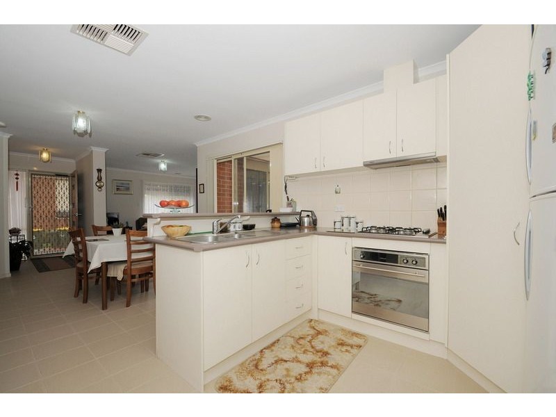 14/2 Edward Street, Langwarrin VIC 3910