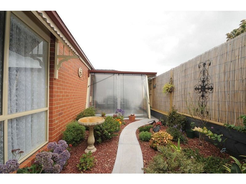 14/2 Edward Street, Langwarrin VIC 3910