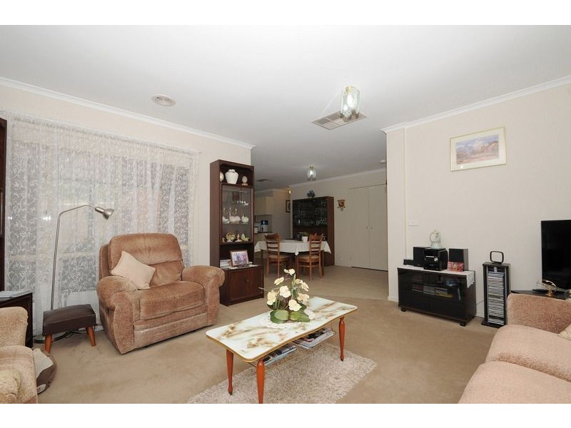 14/2 Edward Street, Langwarrin VIC 3910