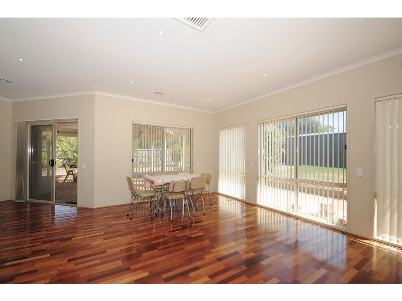 27 Red Wattlebird Crescent, Langwarrin VIC 3910