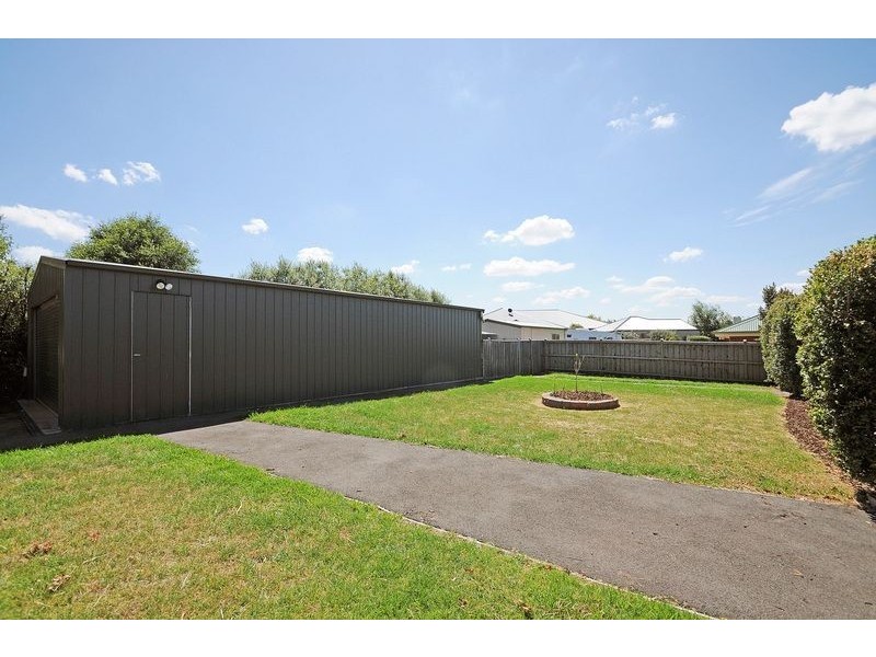 27 Red Wattlebird Crescent, Langwarrin VIC 3910