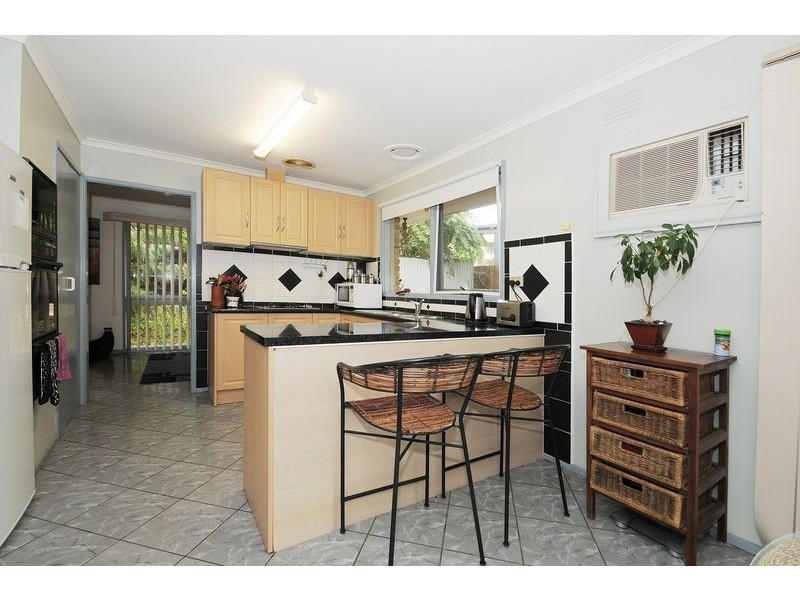 4 Cedar St, Langwarrin VIC 3910