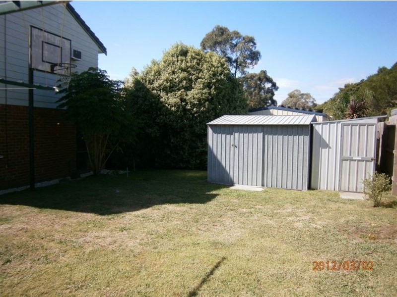 6 Peter Court, Langwarrin VIC 3910