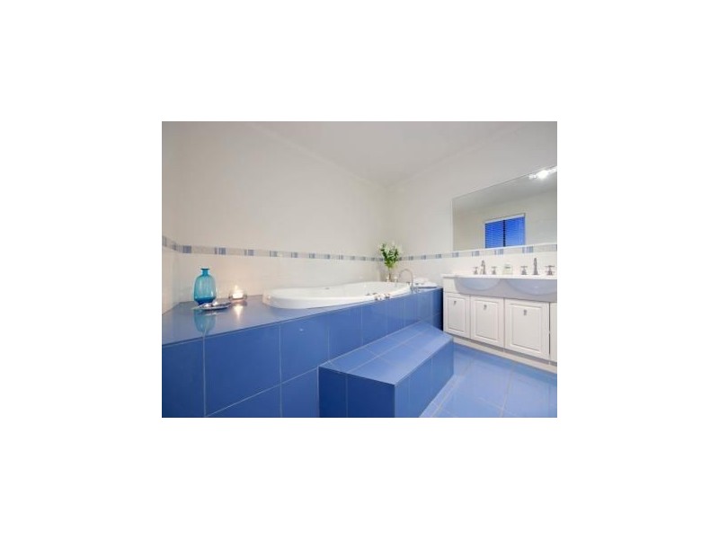 38 Huntingtower Crescent, Langwarrin VIC 3910