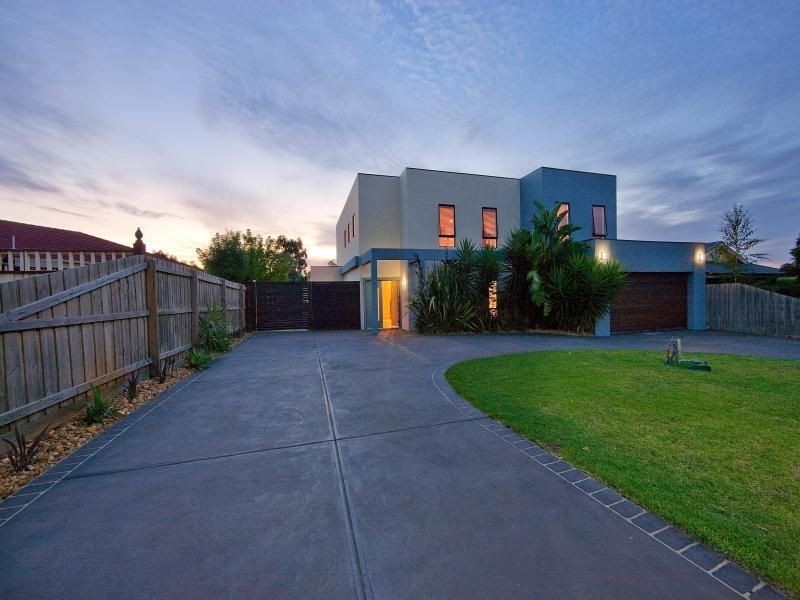 38 Huntingtower Crescent, Langwarrin VIC 3910