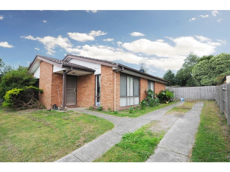 18 Leonard Drive, Langwarrin VIC 3910