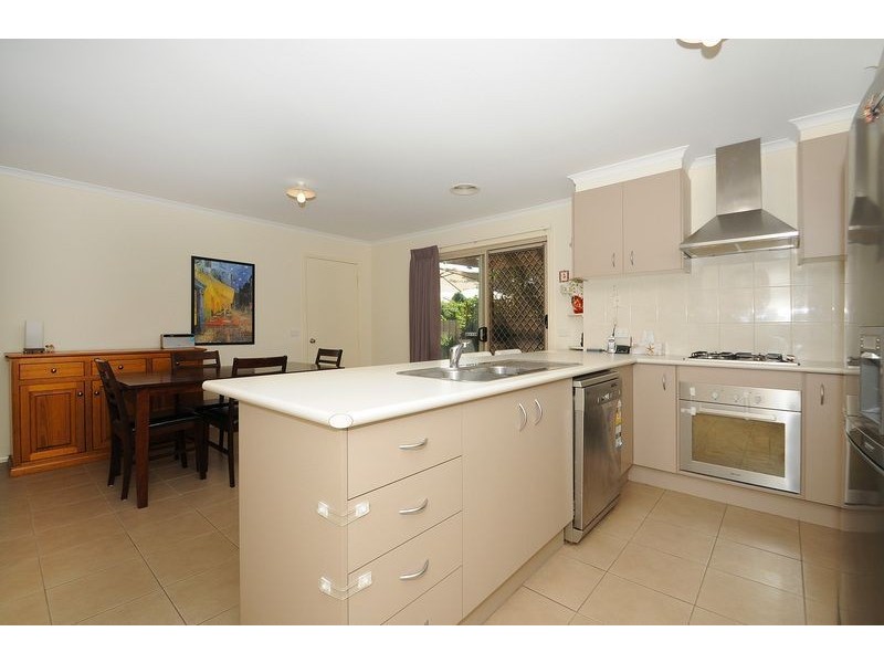 1 Lemnian Court, Langwarrin VIC 3910