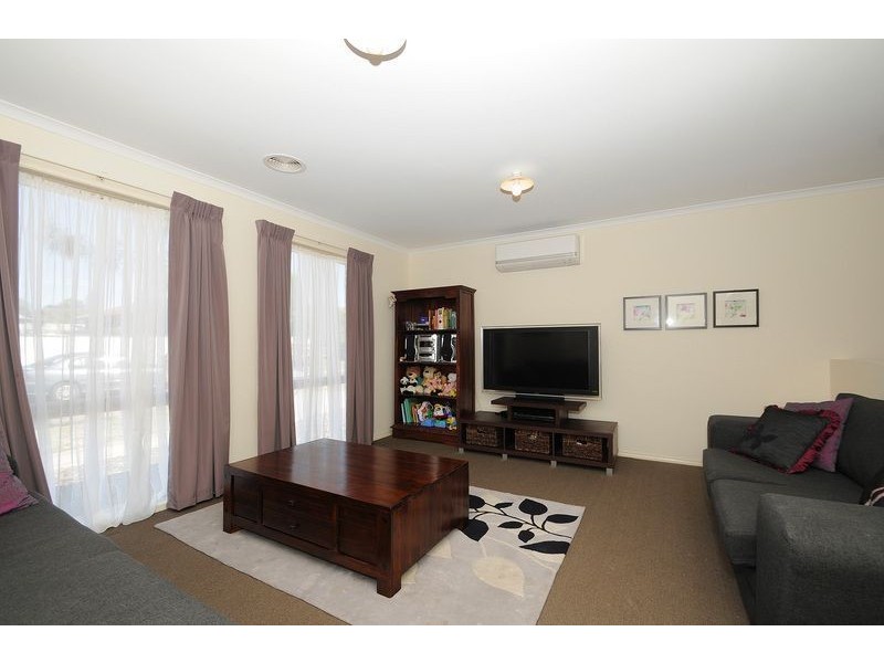 1 Lemnian Court, Langwarrin VIC 3910