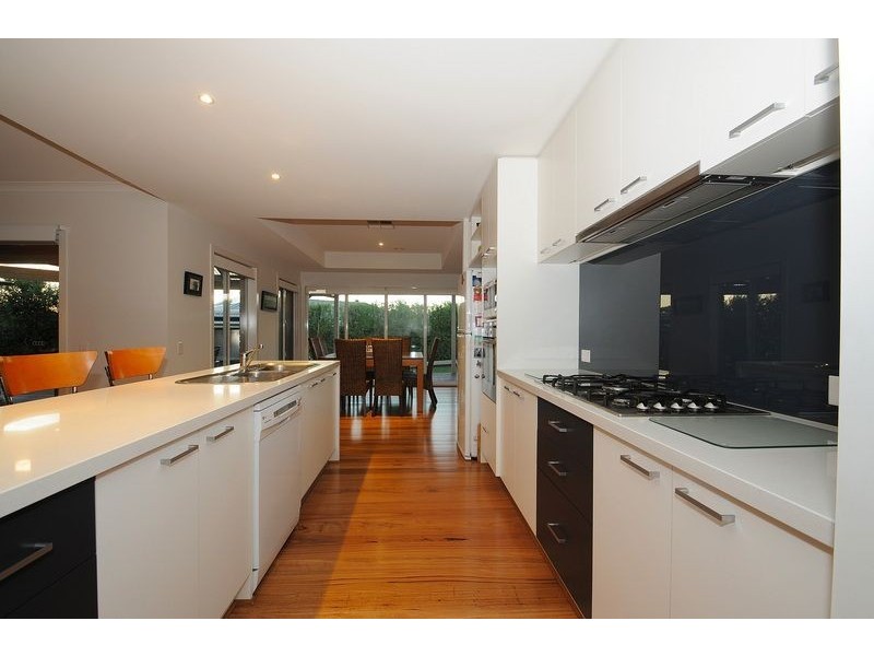 24 Park Valley Crescent, Langwarrin VIC 3910