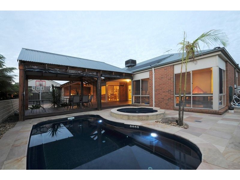 3 Mintbush Terrace, Langwarrin VIC 3910