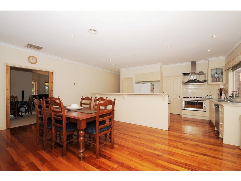 35 Leisureland Dve, Langwarrin VIC 3910