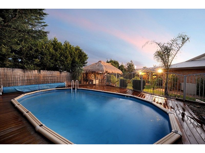 8 Eucalypt Court, Langwarrin VIC 3910