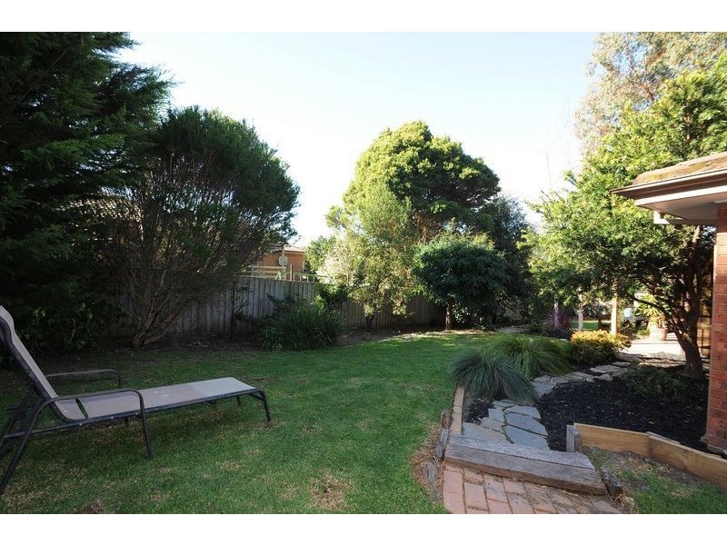 2 Paula Court, Langwarrin VIC 3910