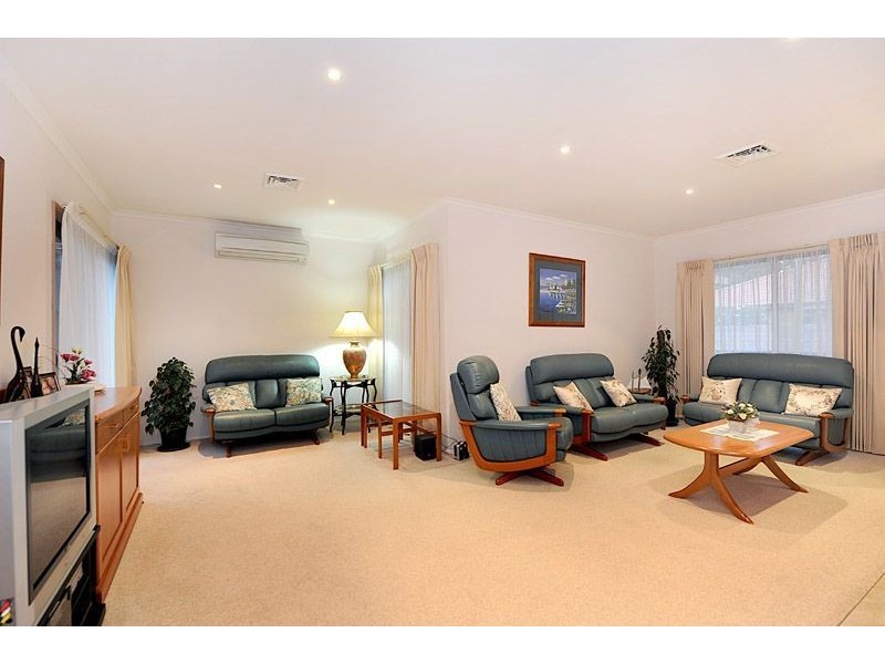 143/41 Craig Road, Cranbourne VIC 3977