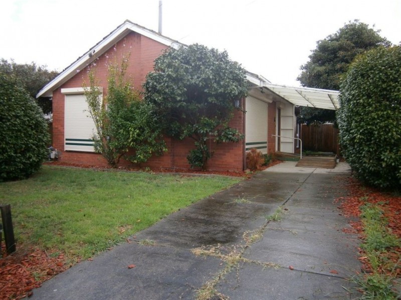 23 Mundaring Drive, Cranbourne VIC 3977