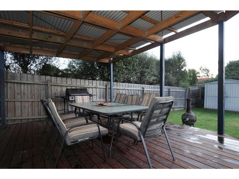 6 Kuranda Street, Langwarrin VIC 3910