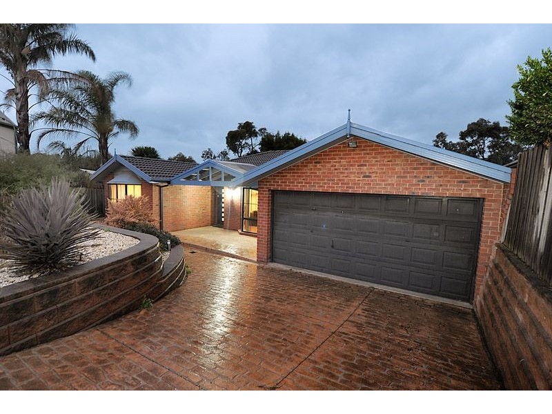 4 Sage Court, Langwarrin VIC 3910