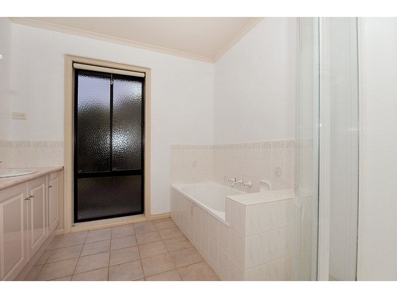 4 Sage Court, Langwarrin VIC 3910