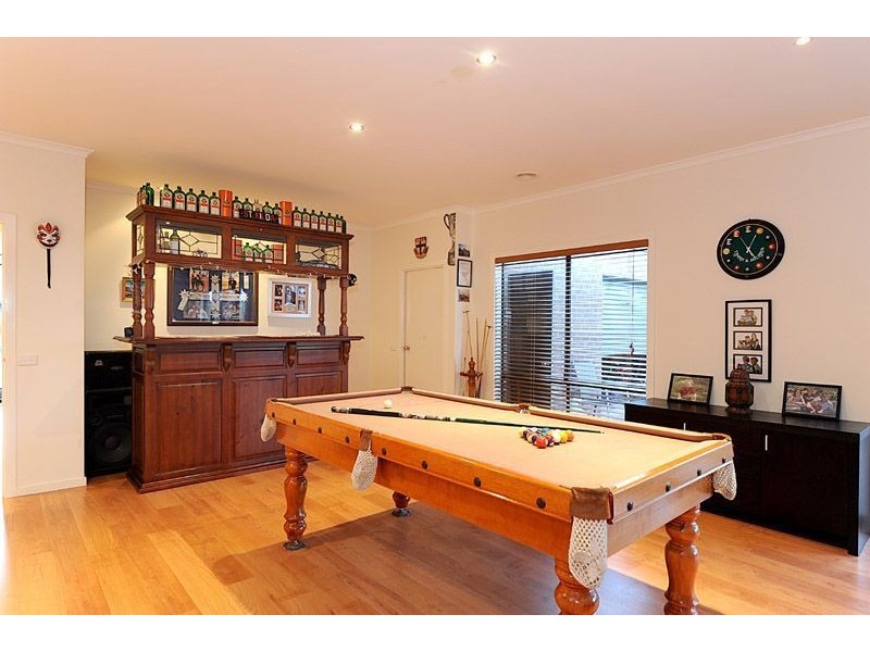 22 Black Ceaser Drive, Cranbourne East VIC 3977