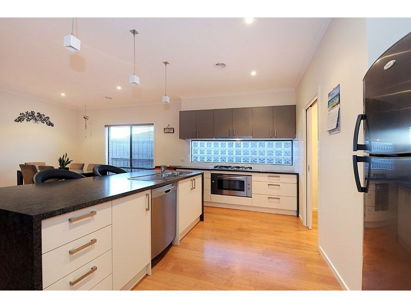 22 Black Ceaser Drive, Cranbourne East VIC 3977