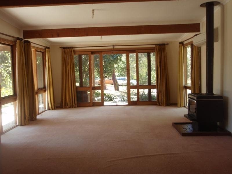 10 Keipha Road, Cranbourne South VIC 3977