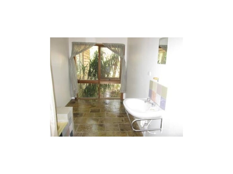 10 Keipha Road, Cranbourne South VIC 3977