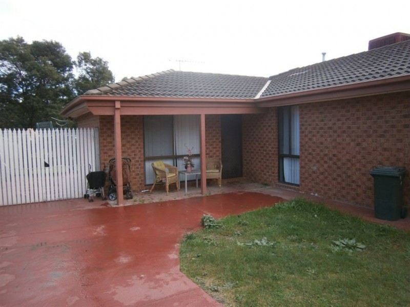 81 Darnley Drive, Skye VIC 3977