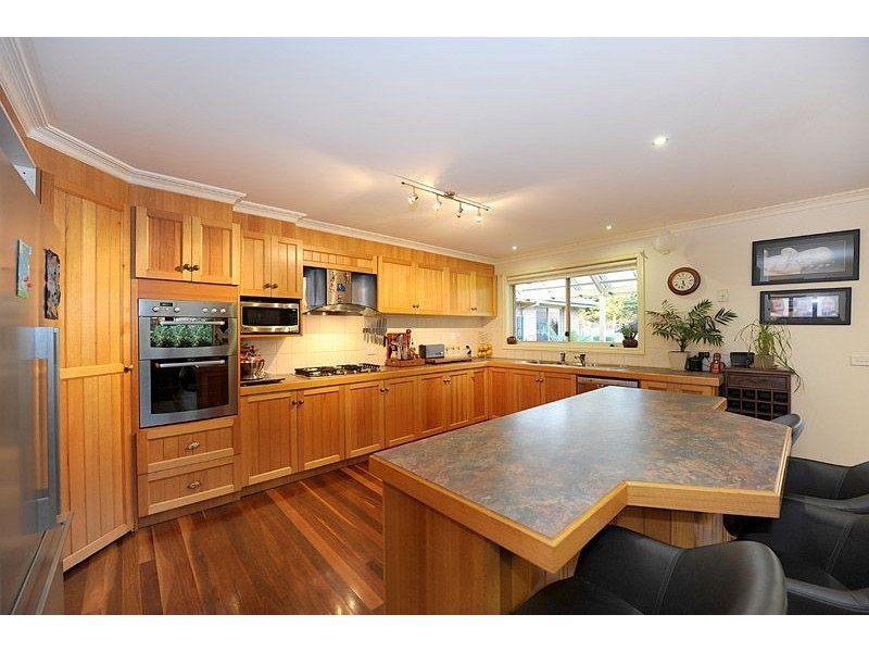 8 Eucalypt Court, Langwarrin VIC 3910