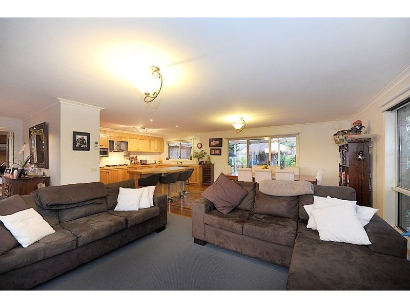 8 Eucalypt Court, Langwarrin VIC 3910