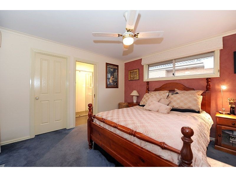 8 Eucalypt Court, Langwarrin VIC 3910