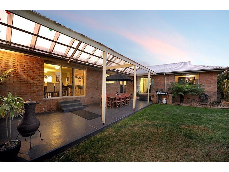 8 Eucalypt Court, Langwarrin VIC 3910