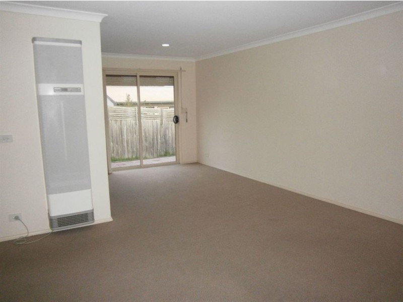 14/15 Potts Road, Langwarrin VIC 3910