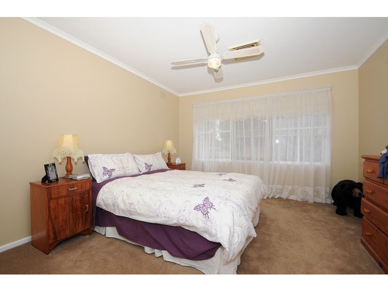 16 Bush Court, Langwarrin VIC 3910