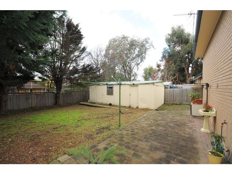 16 Bush Court, Langwarrin VIC 3910