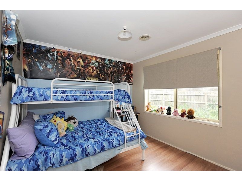 5 Lindsay Crescent, Lynbrook VIC 3975