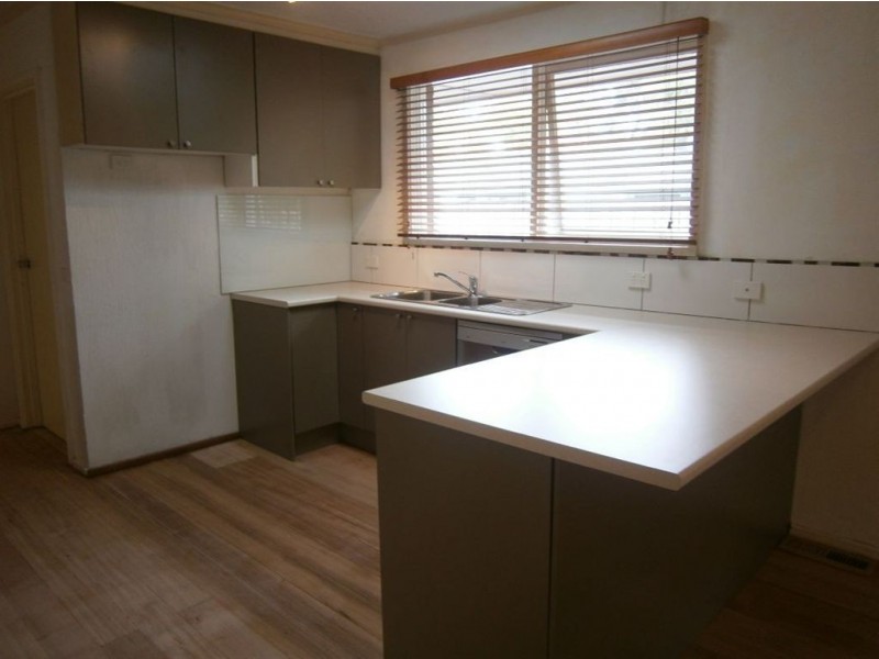 9 Coonac Place, Frankston VIC 3199