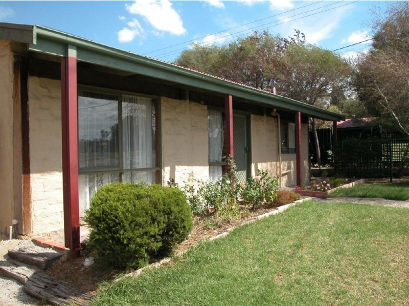 1B Annette Court, Langwarrin VIC 3910