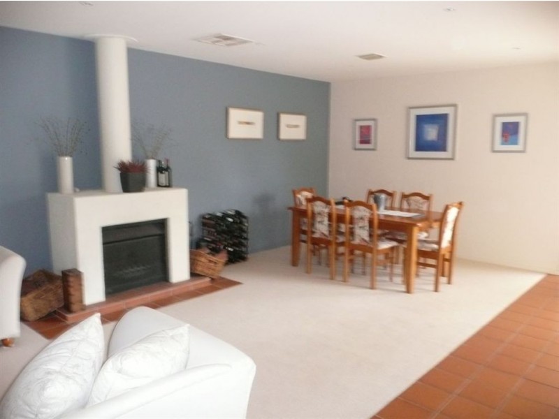 4 Roselands Court, Langwarrin VIC 3910