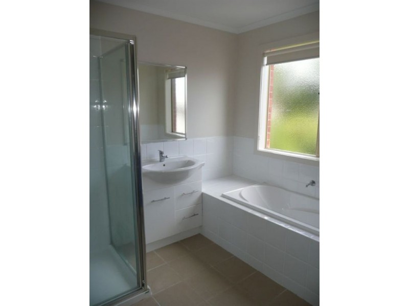 7/2 Edward Street, Langwarrin VIC 3910