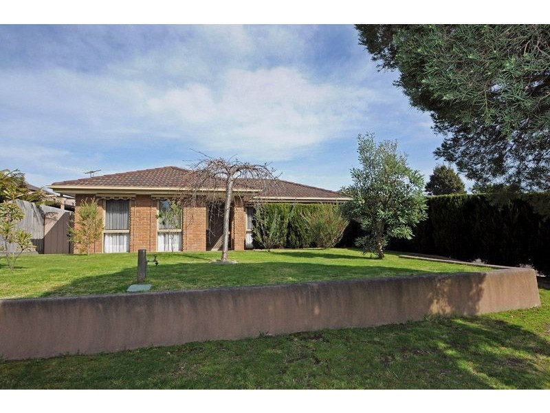 32 Jackson Drive, Langwarrin VIC 3910