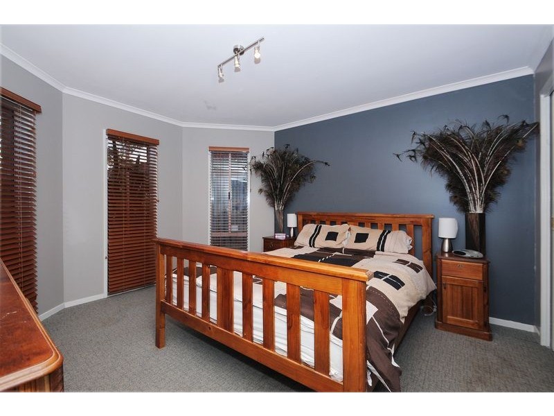 19 Dunn Crescent, Langwarrin VIC 3910