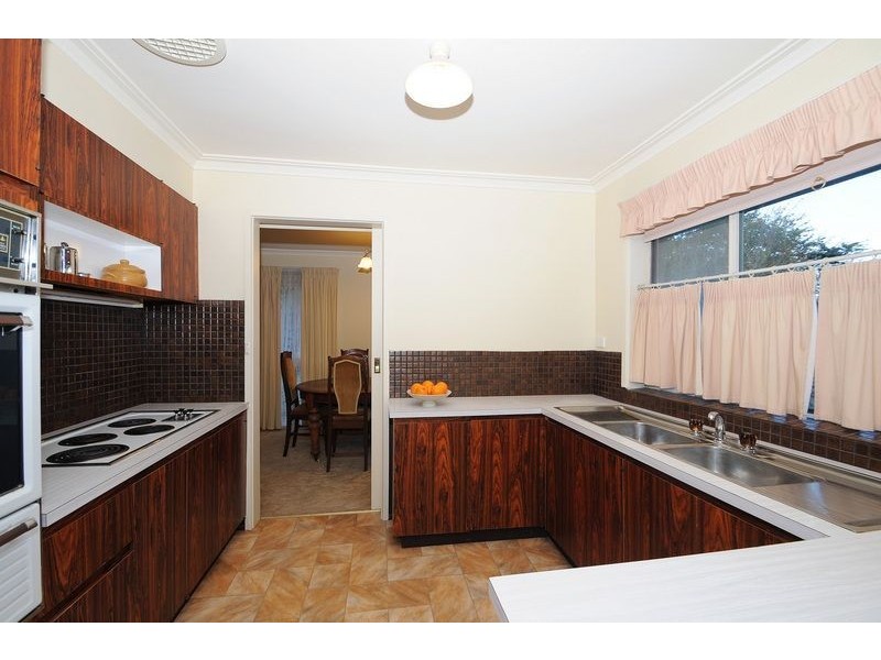 6 Athol Court, Langwarrin VIC 3910