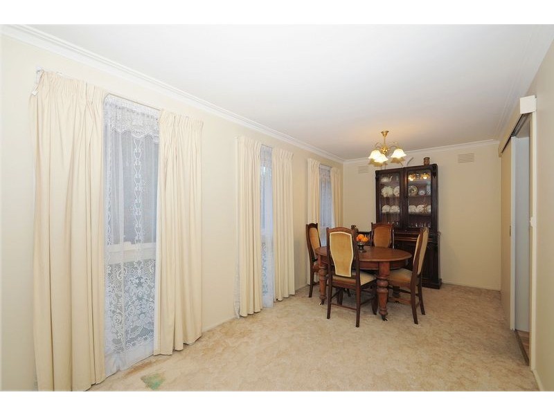 6 Athol Court, Langwarrin VIC 3910