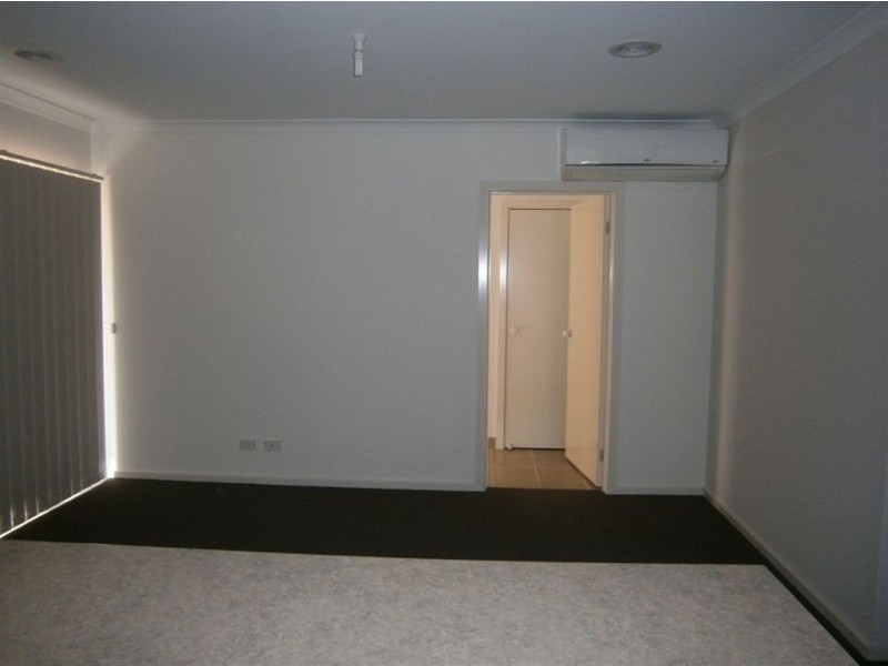 1/424 McClelland Drive, Langwarrin VIC 3910