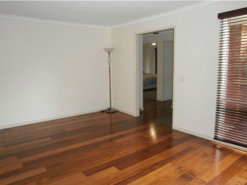 17 Lang Road, Langwarrin VIC 3910