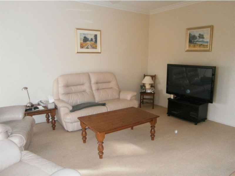 21 Huntingtower Crescent, Langwarrin VIC 3910