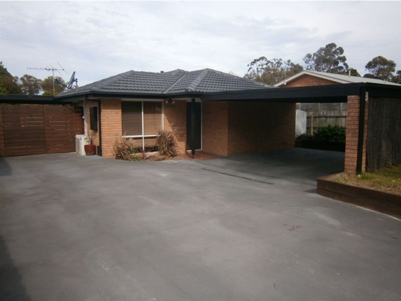 4 Aldershot Road, Langwarrin VIC 3910