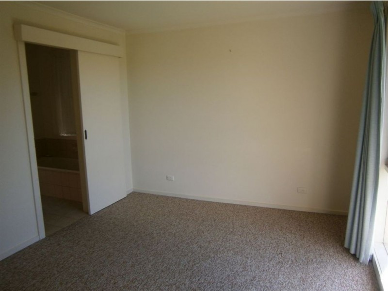 71 John Street, Langwarrin VIC 3910