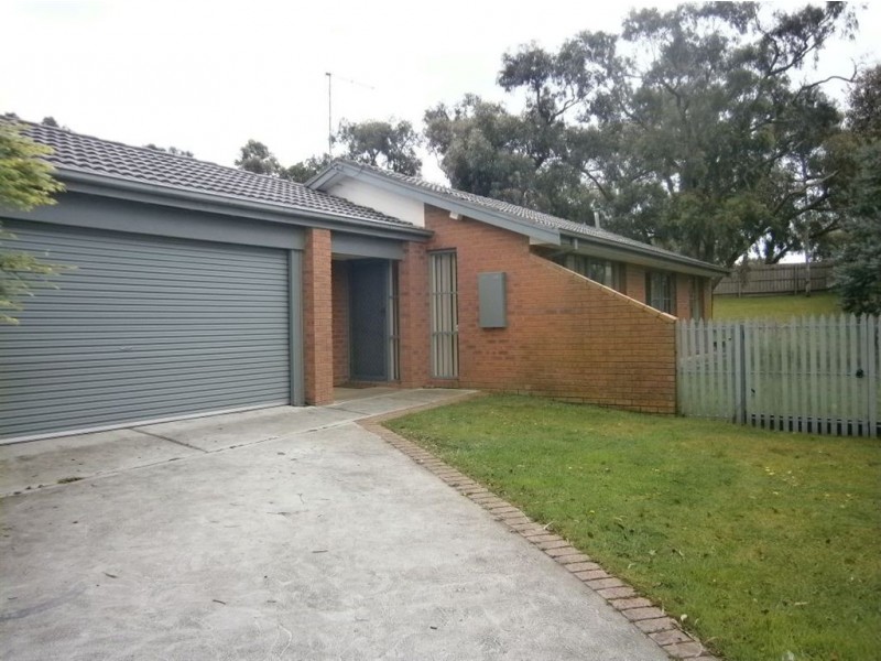 22 Malcolm Drive, Langwarrin VIC 3910