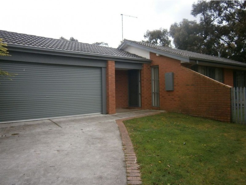 22 Malcolm Drive, Langwarrin VIC 3910